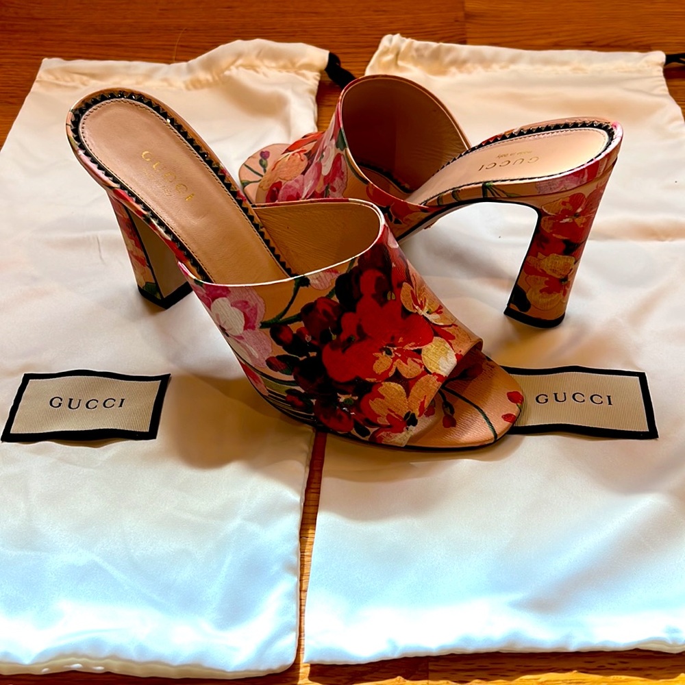 Gucci Beige Bloom Floral Print Leather Slide Sandals Size 38.5